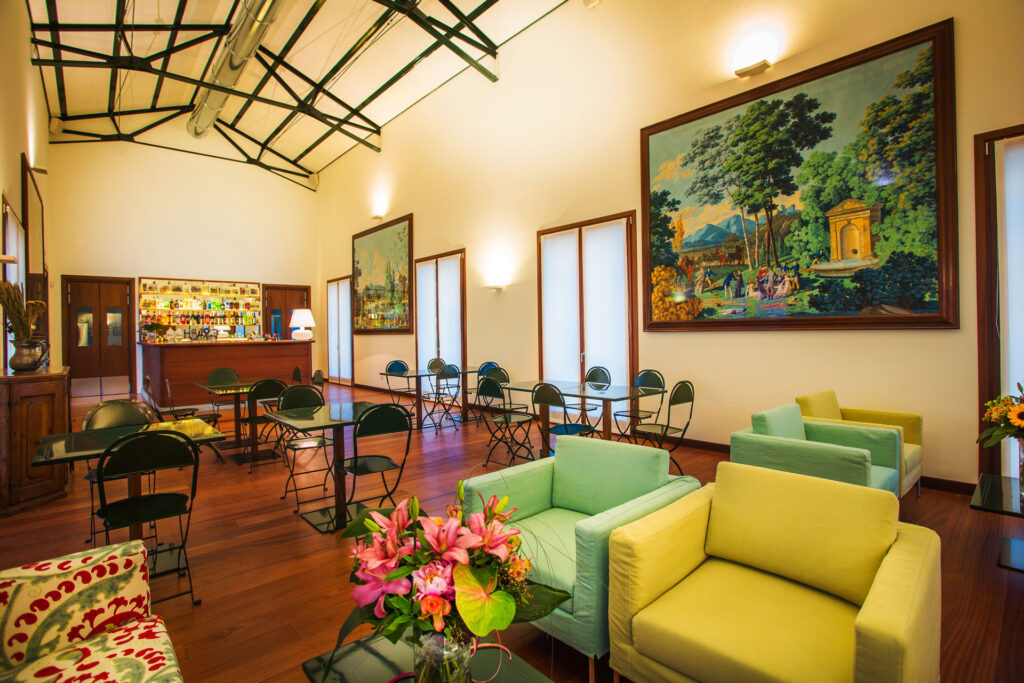 Foto interno ristorante Villa Foto interno ristorante